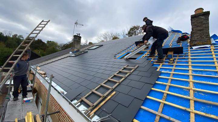 Installation de toiture en ardoise Attigny