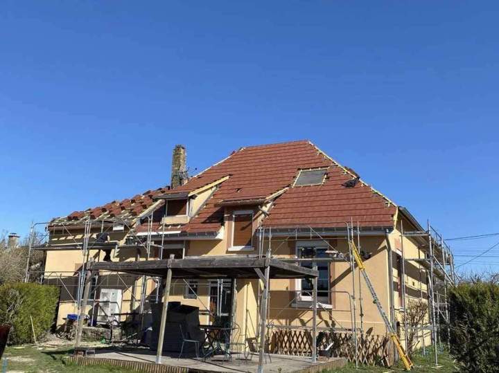 Réparation de toit Attigny